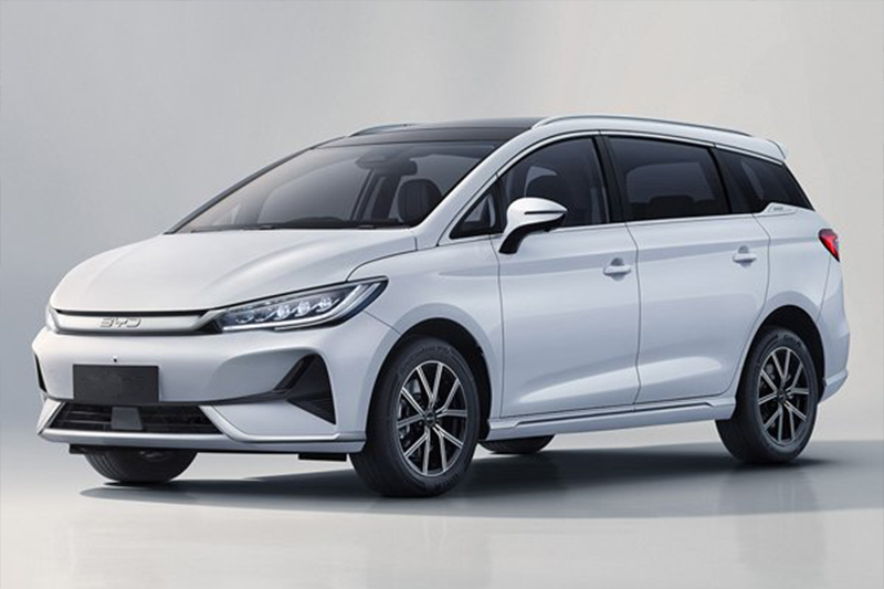 mpv-car.jpeg